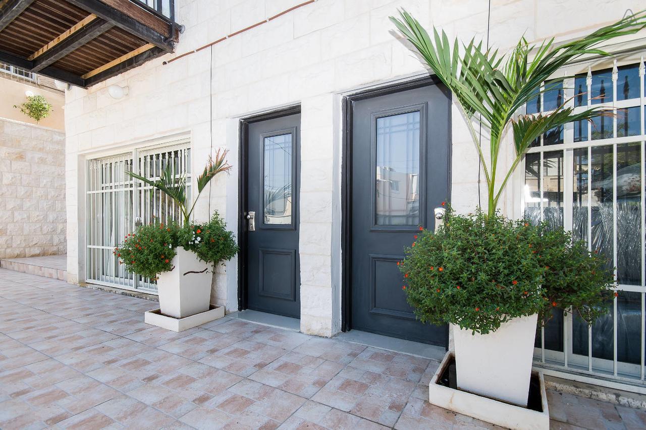 Casa De Aharon Apartments Haifa Eksteriør bilde