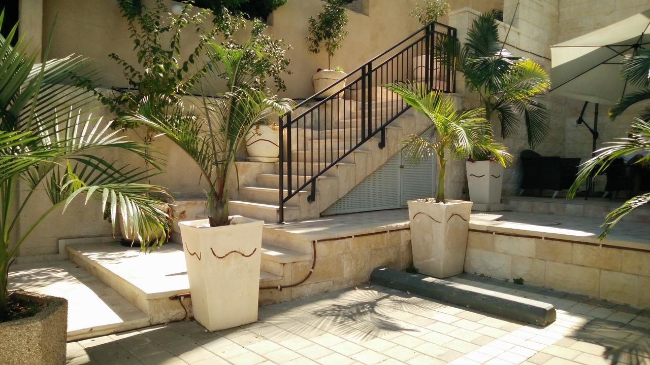 Casa De Aharon Apartments Haifa Eksteriør bilde