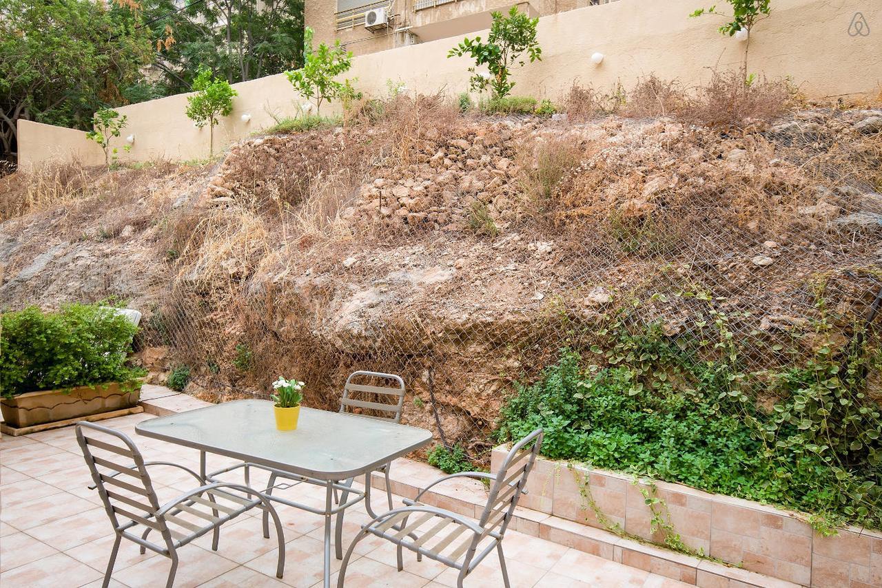 Casa De Aharon Apartments Haifa Eksteriør bilde